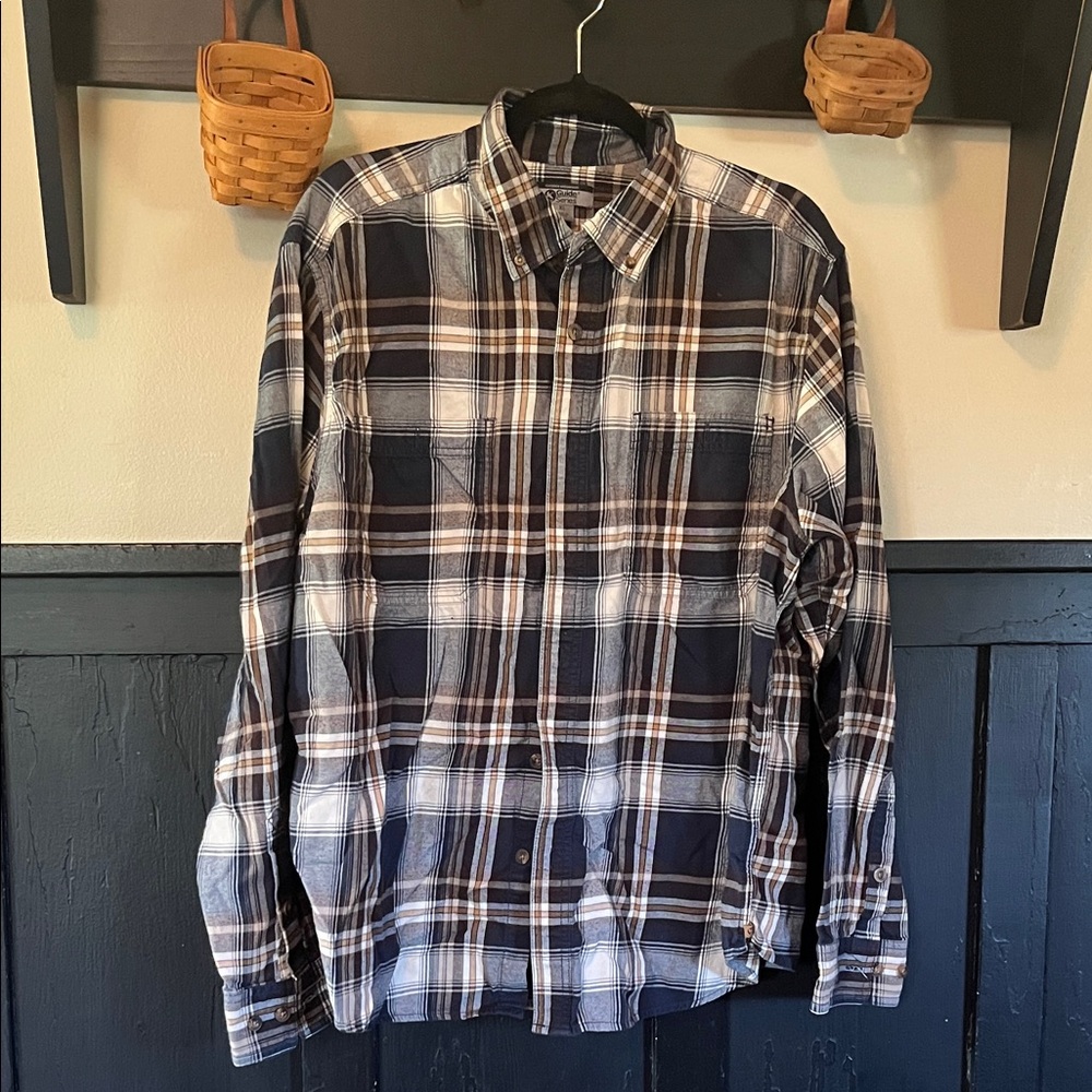 Gander Mountain Navy and White Plaid Shirt XL